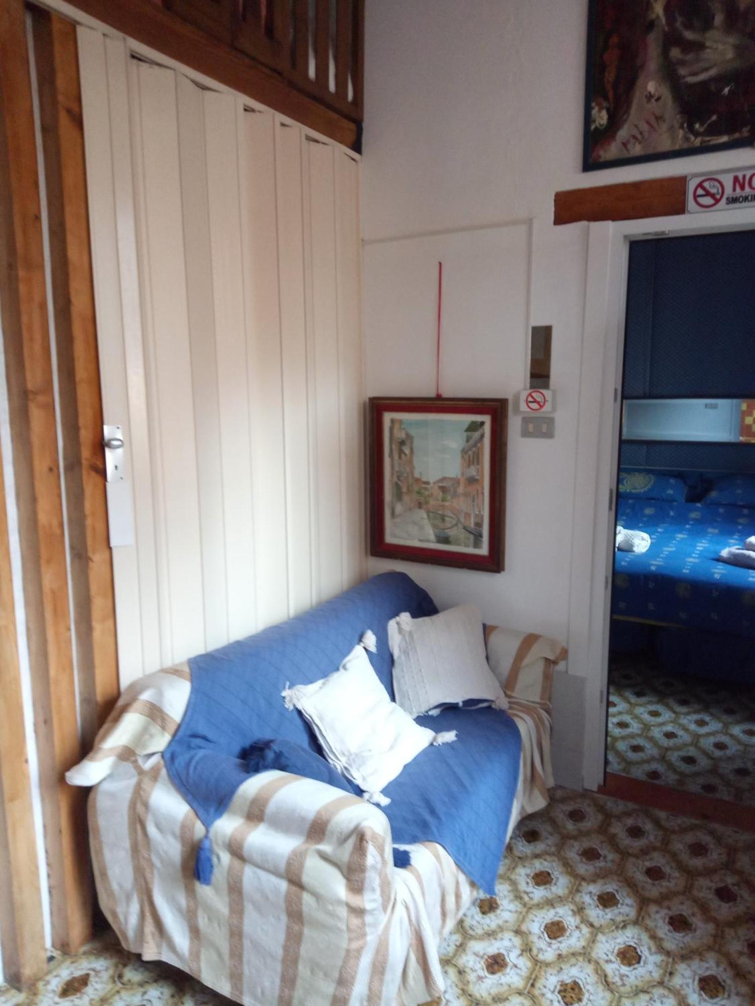 Biennale Bed & Breakfast Венеция Екстериор снимка