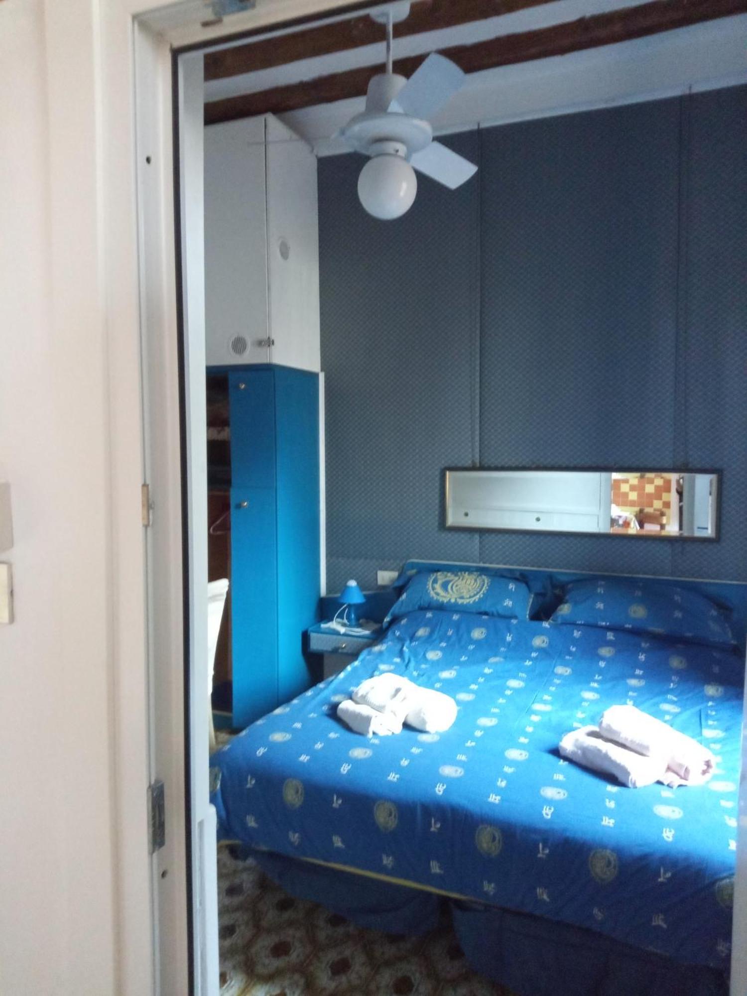 Biennale Bed & Breakfast Венеция Екстериор снимка
